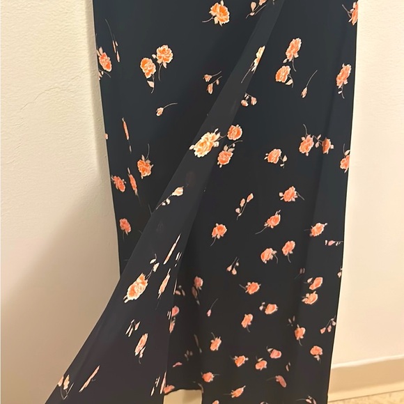 ▪️Flynn Skye▪️Maxi Dress - Picture 5 of 8